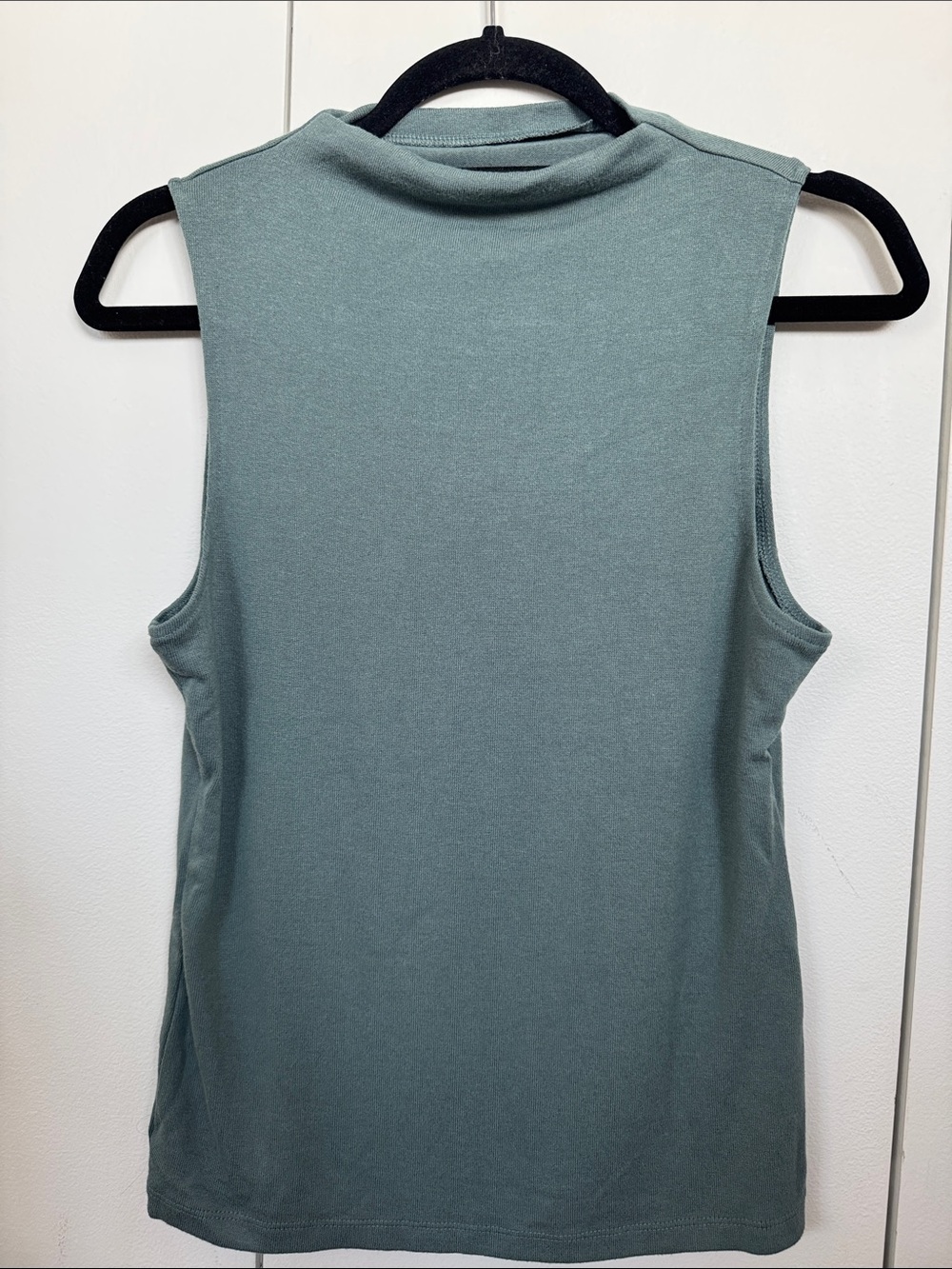 Banana Republic Sleeveless Mock Neck Tank Top - Sage Green